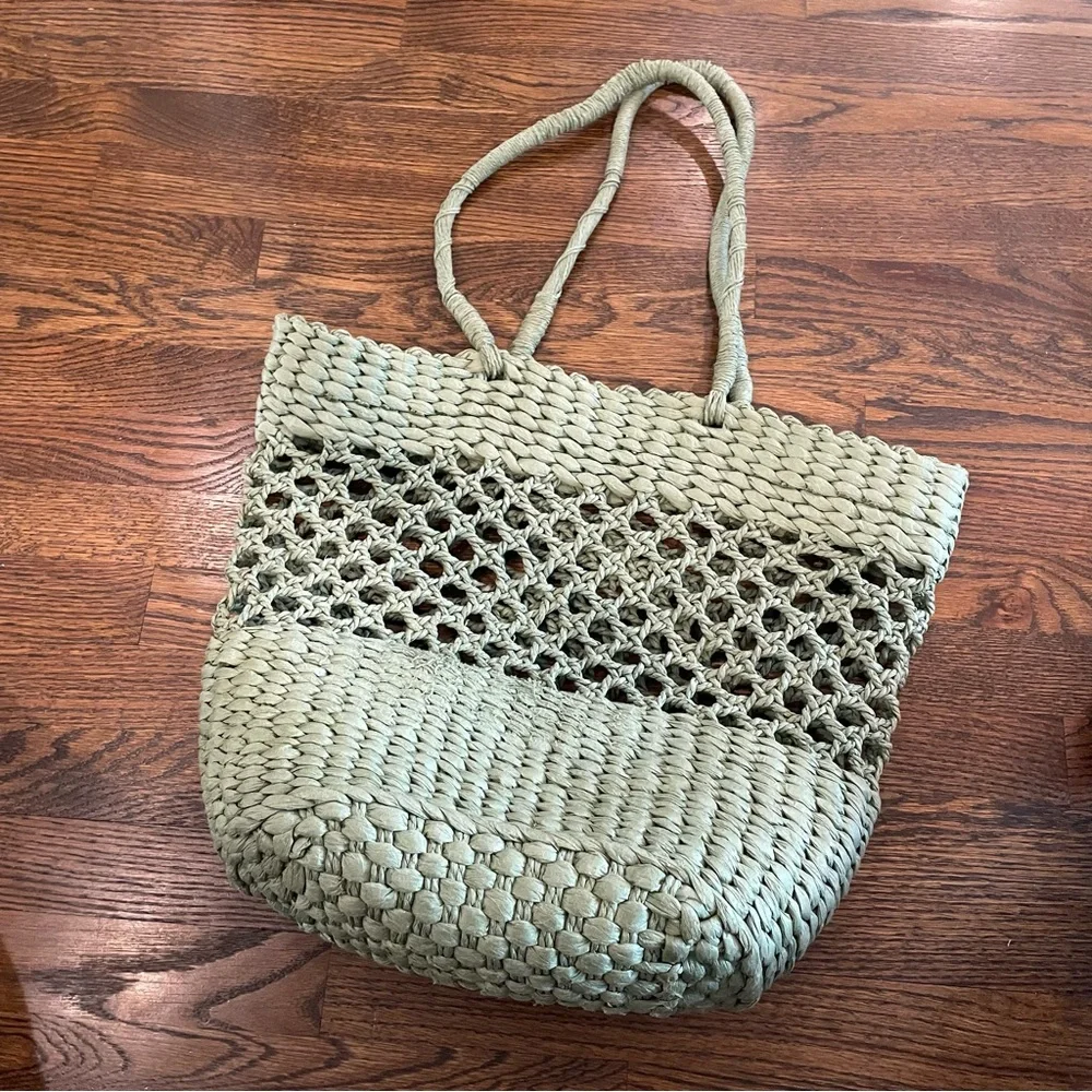 SHADE & SHORE Green Paper Raffia Woven Tote Beach Bag